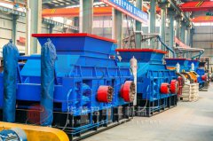 破碎河卵石、鵝卵石、青石選擇哪種機(jī)器好呢